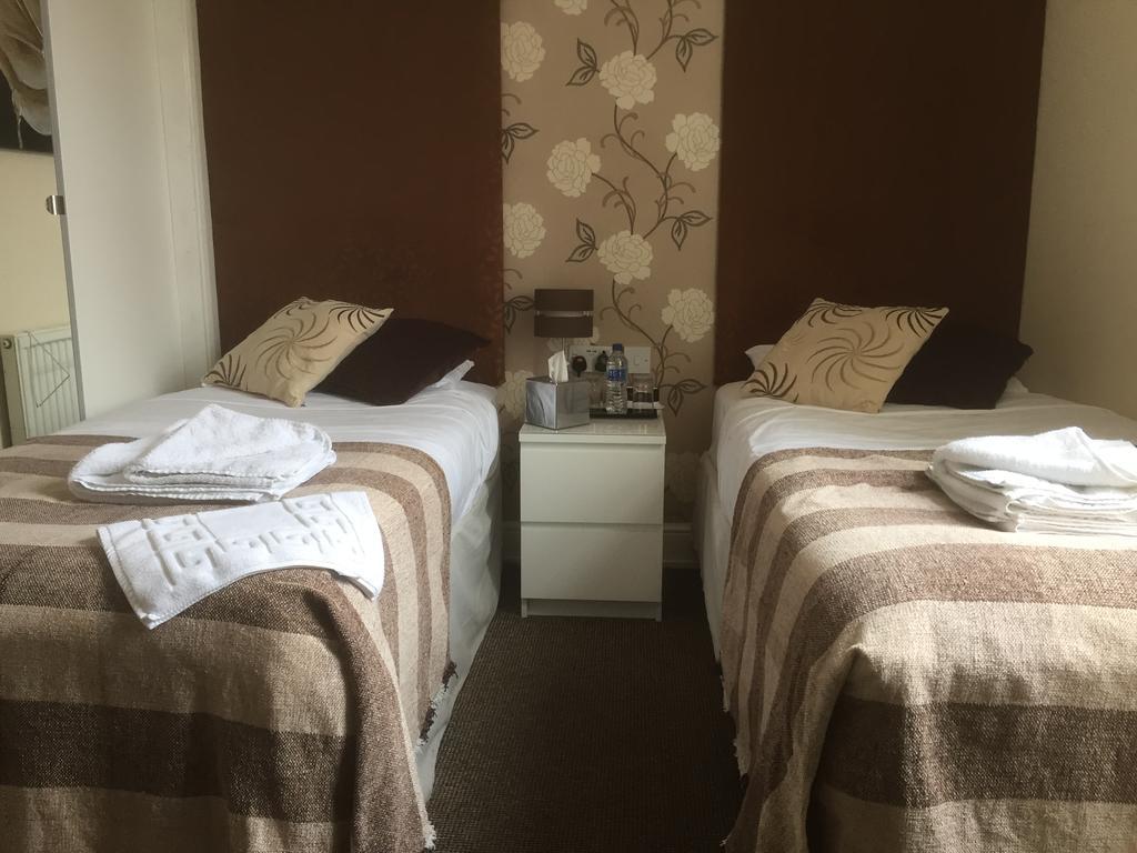 Andora Guest House Southport Rum bild